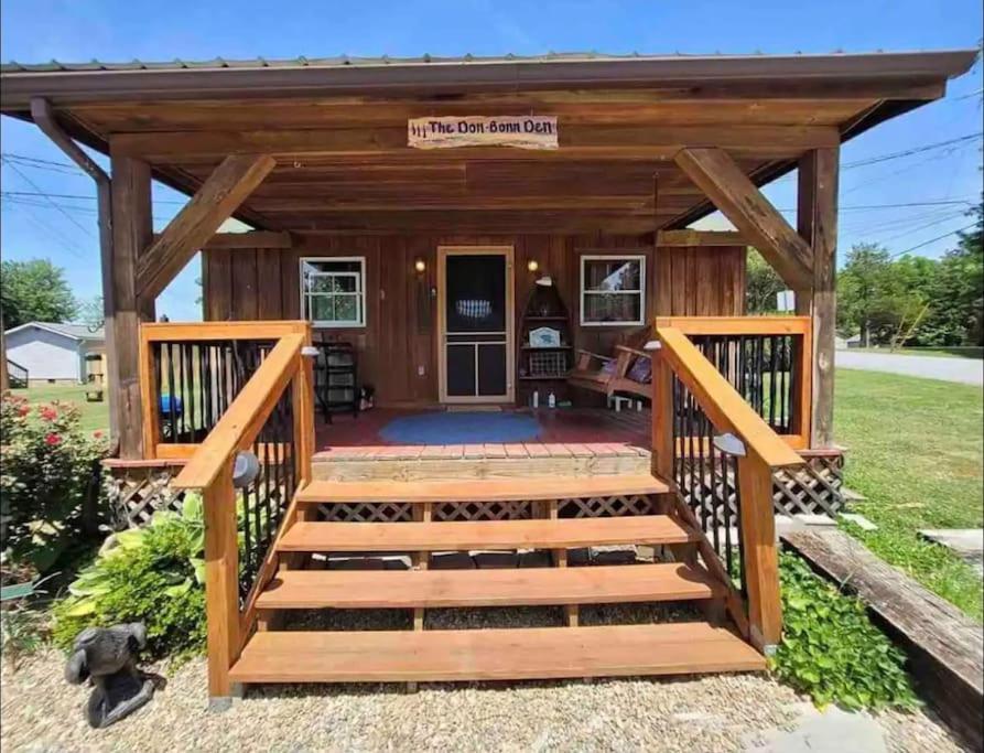 Cozy Cabin Walking Distance To Parkway! พิเจนฟอร์จ ภายนอก รูปภาพ